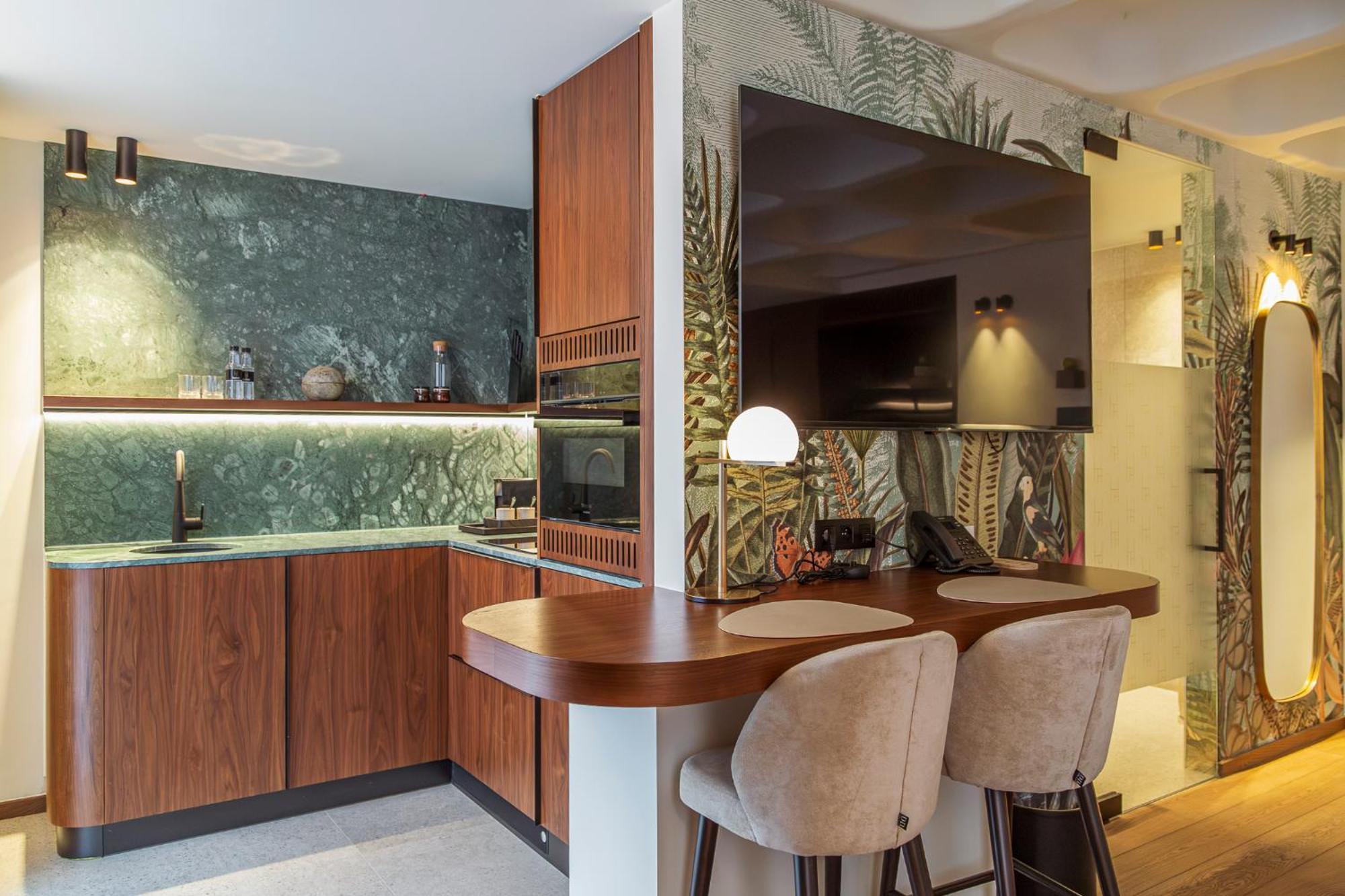 Hotel Hashotel 4*